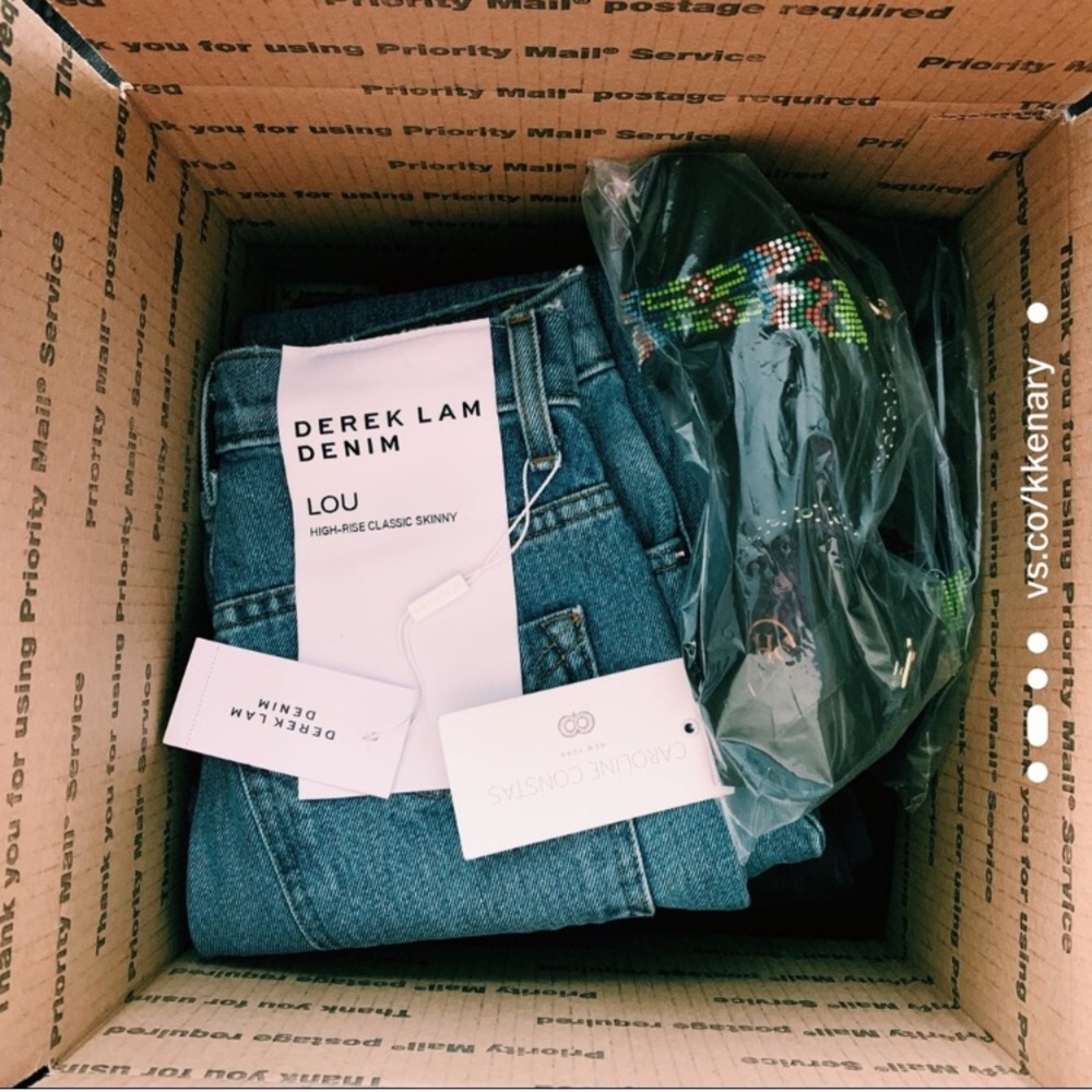 1-2 ITEMS DESIGNER, MALL RESELLER LOT-MYSTERY BOX